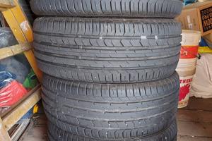 4 gomme marca MOMO 205-45-17