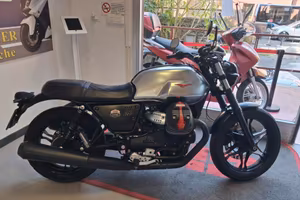 Moto Guzzi V7 III SERIE LIMITATA