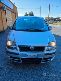 Fiat Ulysse 2,2  jtd emotion  2005
