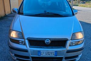 Fiat Ulysse 2,2  jtd emotion  2005