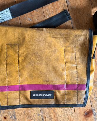 Borsa Freitag