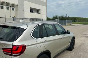 Bmw x5 (f15/85) - 2015