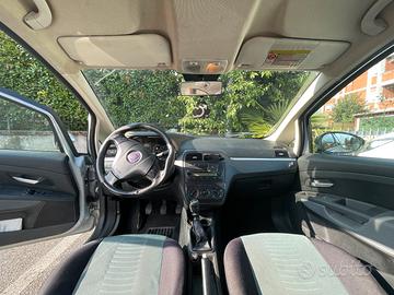 Fiat grande punto gpl con soli 135.000 km