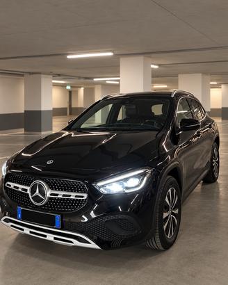 Mercedes-Benz GLA 180 Automatic