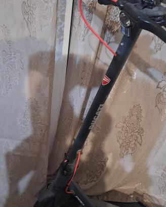 motopattino ducati pezzi di ricambio 