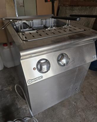 Bollitore elettrico professionale 