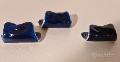 3 appendini in ceramica formati a mano