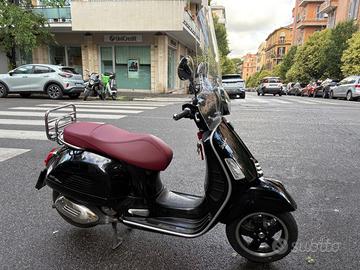 Piaggio Vespa 300 GTS - 2020