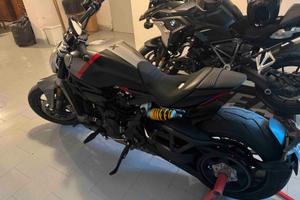 Moto XDiavel