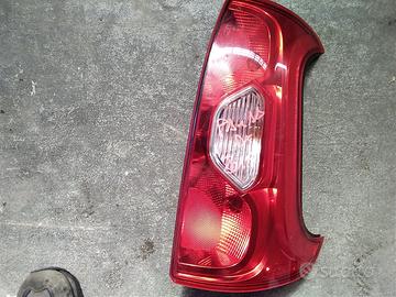 Fanale posteriore dx panda