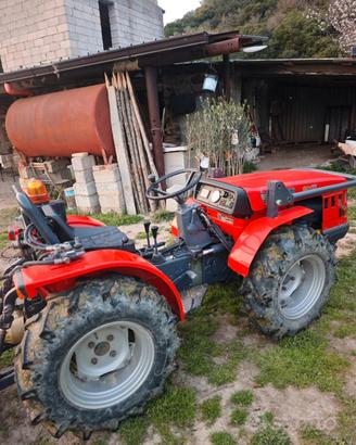 Carraro 50cv con fresa e trincia 