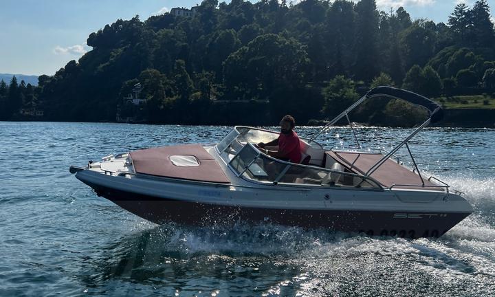 Motoscafo Cabinato Acquaviva Mercruiser