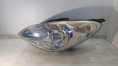 FARO ANTERIORE SINISTRO HYUNDAI i20 1° Serie 9210