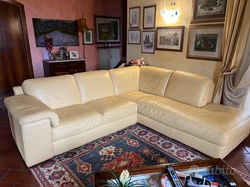 Divani & divani divano color crema in pelle