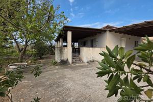 Triscina "villetta a pochi minuti dal mare