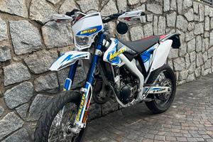 Moto Valenti sm 50 2023