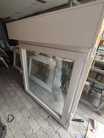 Finestra in PVC 110x110 bianca con vasistas 