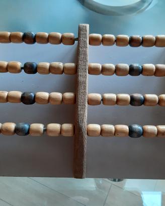 Massaggiatore in legno per piedi