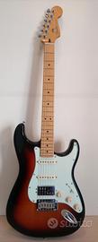 chitarra Fender Stratocaster HSS suona da paura 