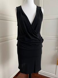 Mini abito nero drappeggiato