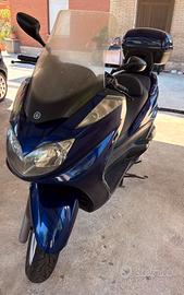 Scooter Majesty 400