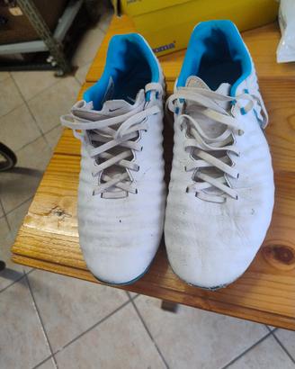 scarpe da calcio uomo usate Naike Tiempo