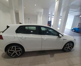 VOLKSWAGEN Golf 8ª serie - 2020