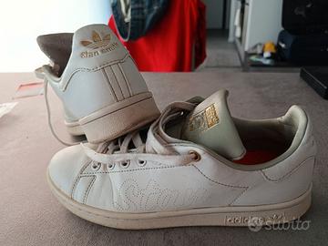 Adidas stain smith