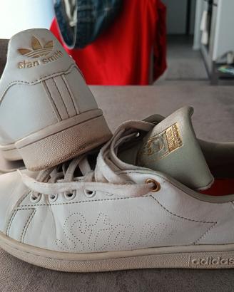 Adidas stain smith