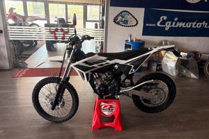 Beta RR 50