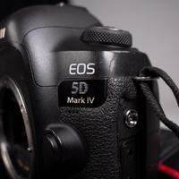 Canon 5D Mark IV