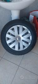2 gomme Michelin alpine+2 copricerchi originali VW