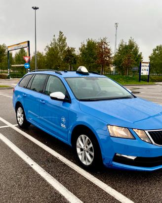 Skoda Octavia 2.0 tdi DSG Polizia stradale