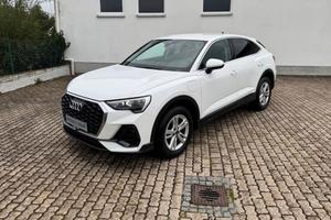 Audi Q3 SPB 45 TFSI e S tronic Business Plus