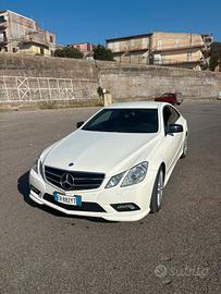 Mercedes classe e coupé 220