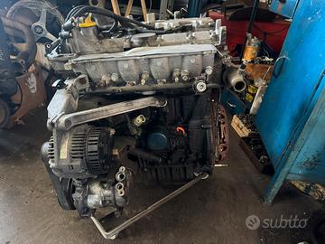 Motore clio rs 2.0 16v F4R 169cv