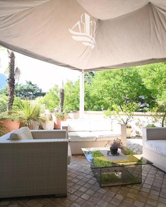 Bolzano: Elegante trilocale con terrazza in posizi