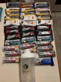 Lotto barrette proteiche + shaker