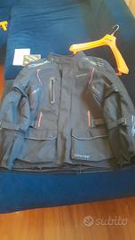 Completo moto in Goretex laminato
