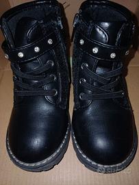 Scarponcini neri Chicco da Bambina n. 24