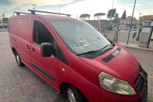Furgone scudo