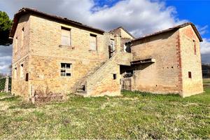 CASOLARE DA RISTRUTTURARE IN COMUNE DI ASSISI