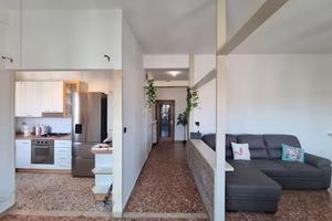 8 posti, 3 camere, 2 bagni, bici, A/C,dog-friendly