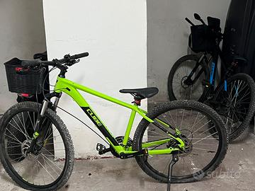 Bici MTB CUBE 27,5 190€