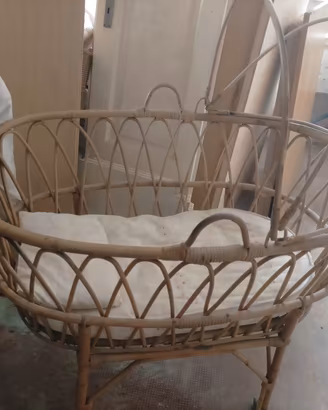 cesta in vimini per neonato