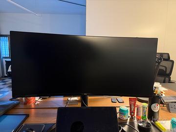 LG 34WP65CP-B 34” UltraWide QHD Curvo