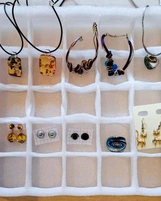 Orecchini Bracciali Collane Anelli