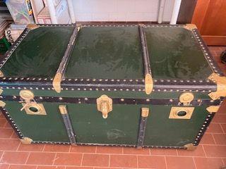 Baule di modernariato e antiquariato