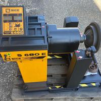 Bilanciatrice autocarro