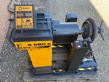 Bilanciatrice autocarro